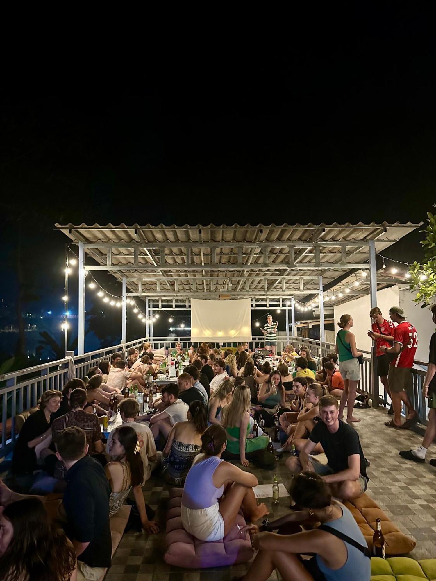 Sunrise Riverside Pool Hostel Luang Prabang Dış mekan fotoğraf