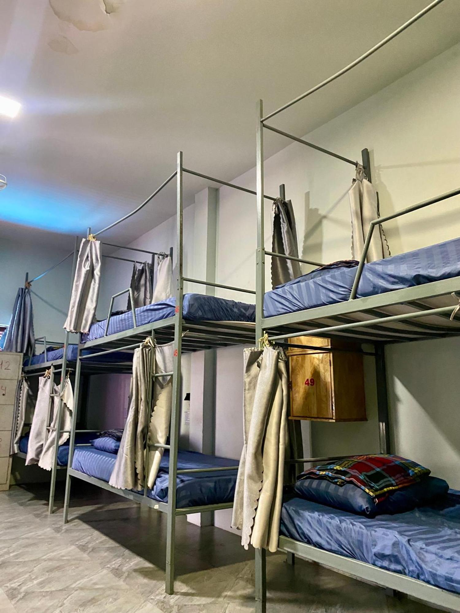 Sunrise Riverside Pool Hostel Luang Prabang Dış mekan fotoğraf